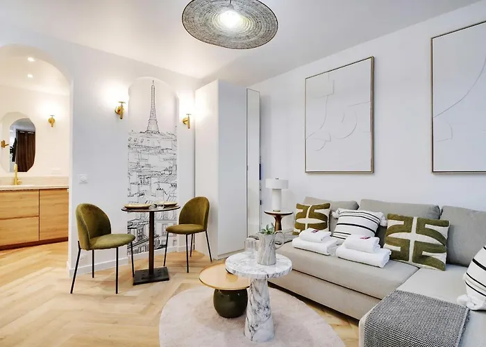 Cozy Studio In The Vibrant Heart Of Apartman