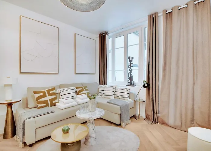 Cozy Studio In The Vibrant Heart Of *